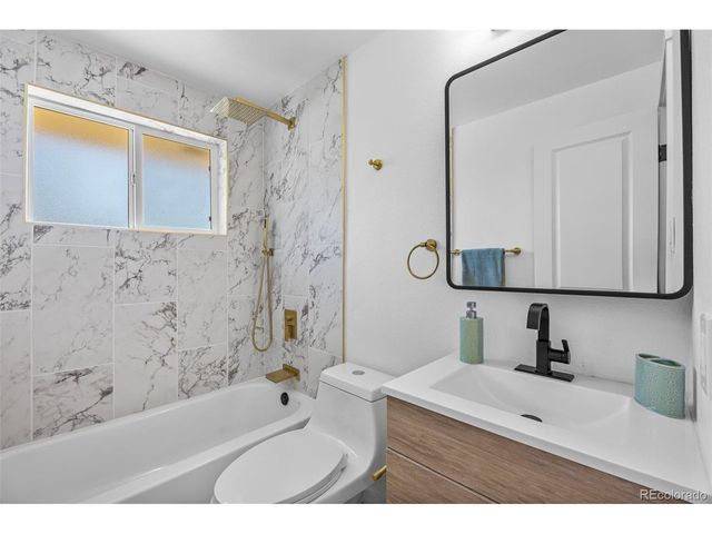 10018 W 60th Ave, Arvada, CO 80004