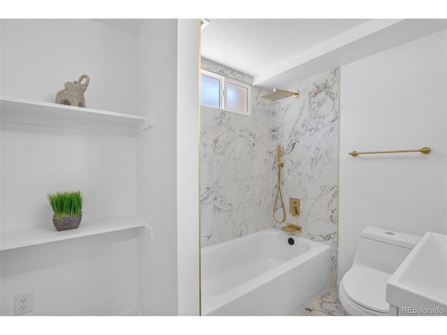 10018 W 60th Ave, Arvada, CO 80004