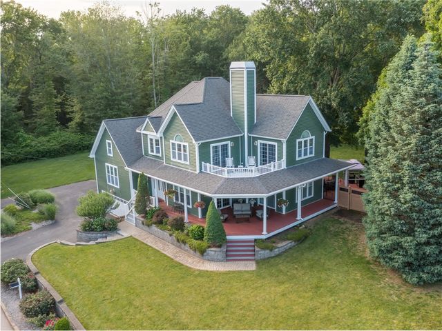 2 Medinah Drive, West Warwick, RI 02893