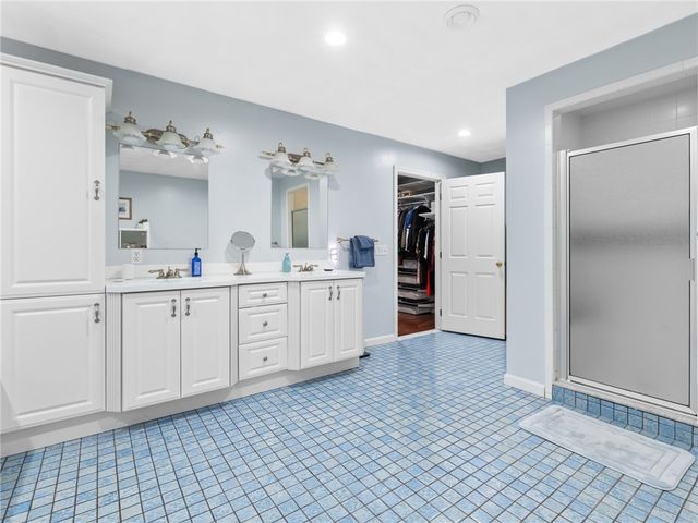 2 Medinah Drive, West Warwick, RI 02893