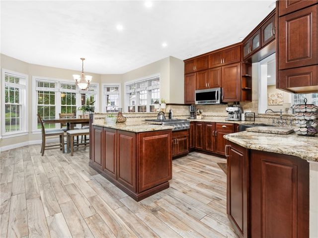 2 Medinah Drive, West Warwick, RI 02893