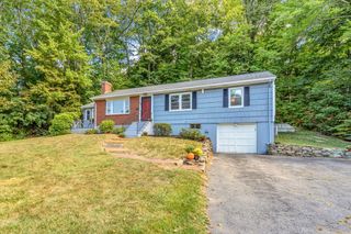22 Harvey Ln, Westborough, MA 01581