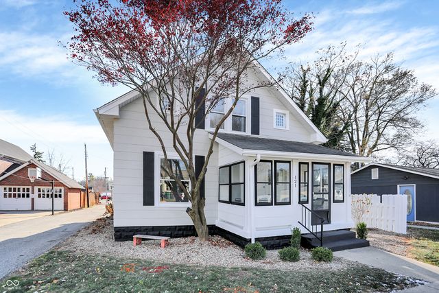 121 Penn Street, Westfield, IN 46074