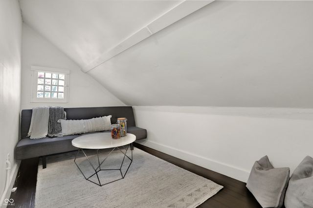 121 Penn Street, Westfield, IN 46074