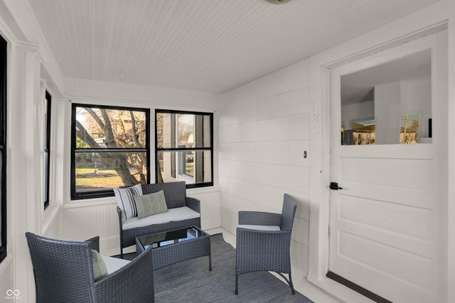 121 Penn Street, Westfield, IN 46074