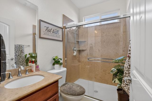 7434 Thorndale Way, Sacramento, CA 95829