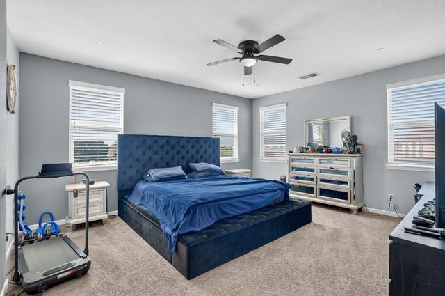 7434 Thorndale Way, Sacramento, CA 95829