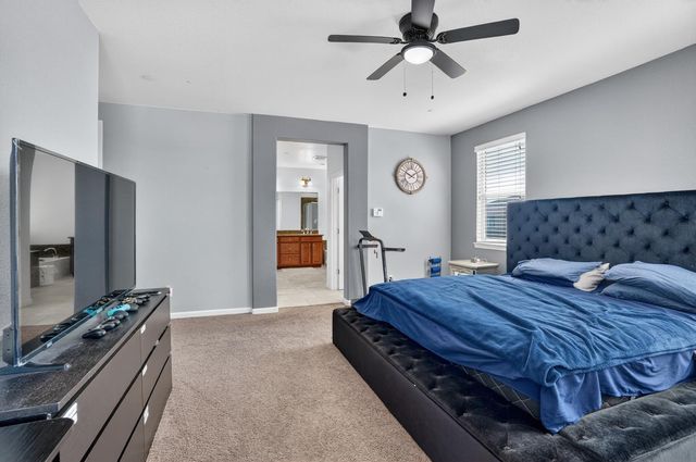 7434 Thorndale Way, Sacramento, CA 95829