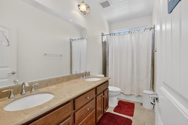 7434 Thorndale Way, Sacramento, CA 95829