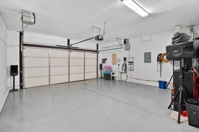 7434 Thorndale Way, Sacramento, CA 95829