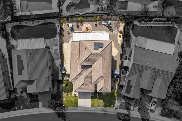 7434 Thorndale Way, Sacramento, CA 95829