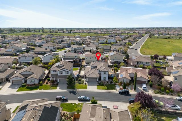 7434 Thorndale Way, Sacramento, CA 95829