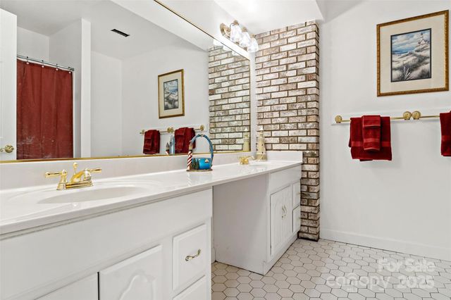 2517 Pine Cove Road, Old Fort, NC 28762