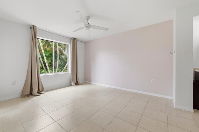 20101 Glenmoor Drive, West Palm Beach, FL 33409