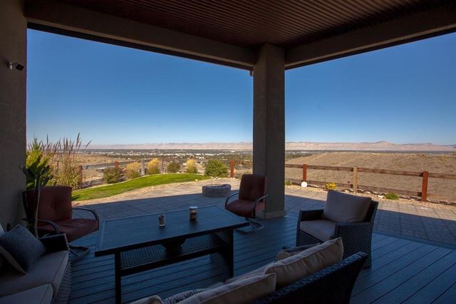 182 Skyline Ridge Court, Grand Junction, CO 81503