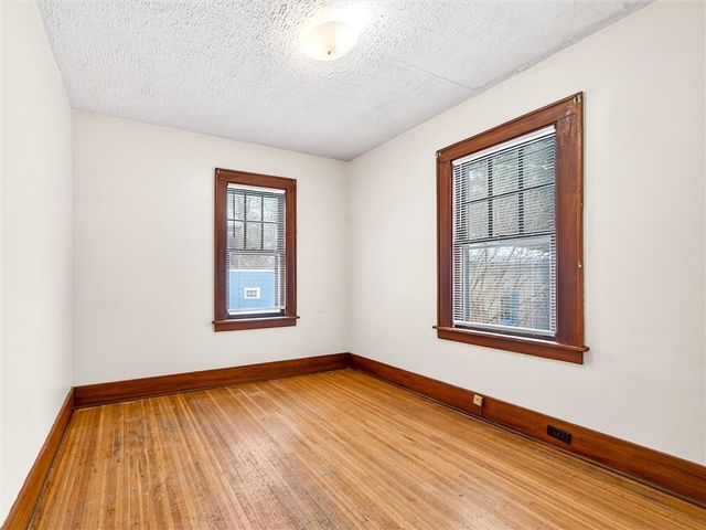 79 Arvine Hts, Rochester, NY 14611