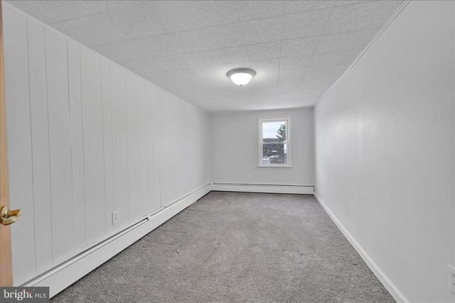 28 W DONALDSON ST, Tremont, PA 17981