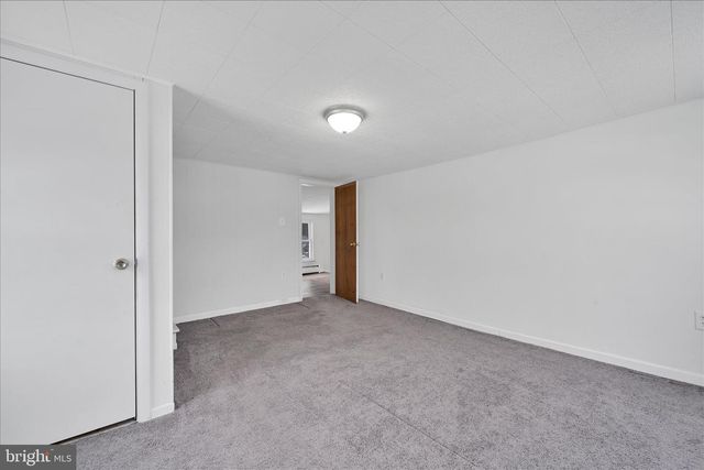 28 W DONALDSON ST, Tremont, PA 17981