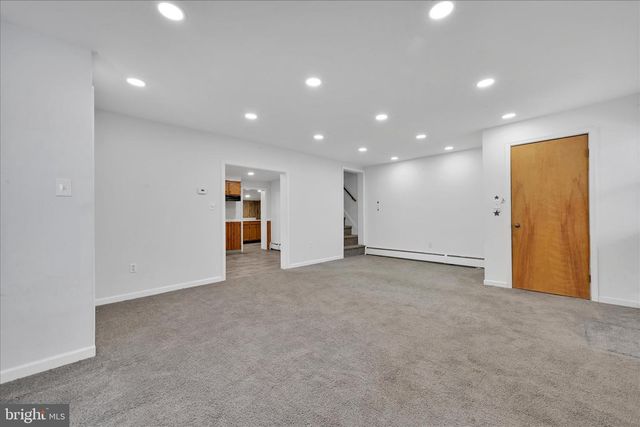 28 W DONALDSON ST, Tremont, PA 17981