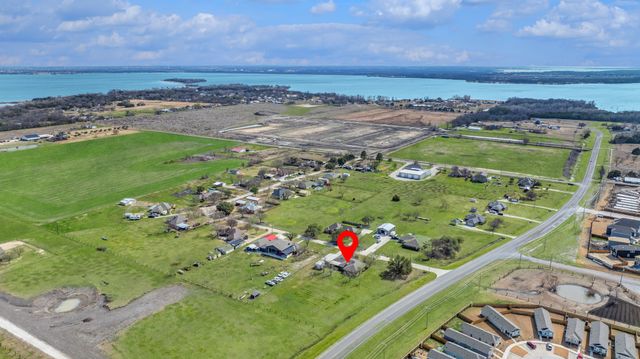 101 County Road 1010, Princeton, TX 75407