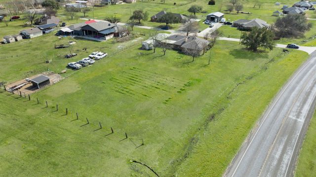 101 County Road 1010, Princeton, TX 75407