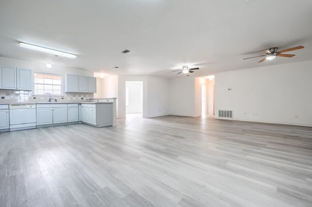 101 County Road 1010, Princeton, TX 75407