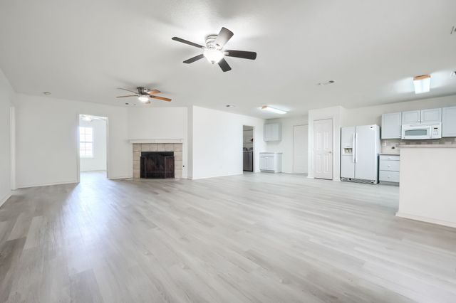 101 County Road 1010, Princeton, TX 75407