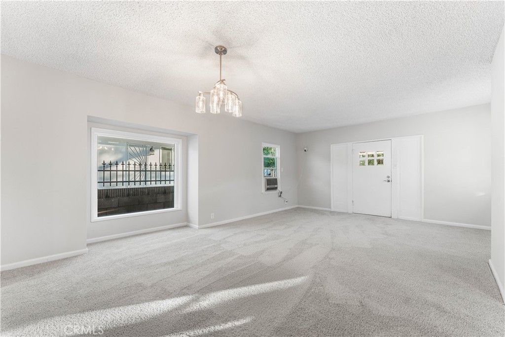 Image 21 of property listing at 44636 Cedar Avenue, Lancaster, CA 93534