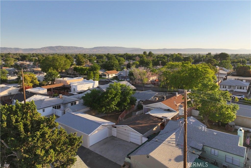 Image 35 of property listing at 44636 Cedar Avenue, Lancaster, CA 93534