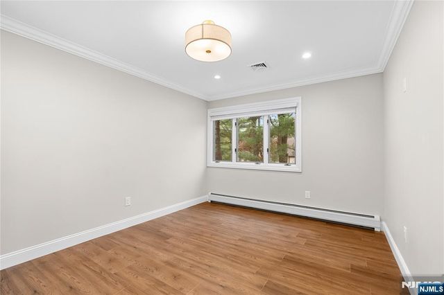 436D Bromley Place, Wyckoff, NJ 07481