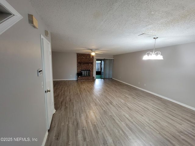 5544 CABOT Drive N, Jacksonville, FL 32244