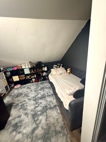 17 Spruce Street, Vernon, CT 06066