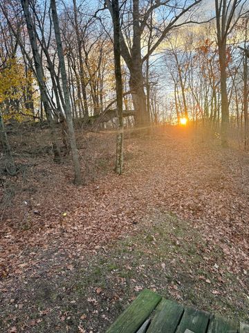 17 Spruce Street, Vernon, CT 06066