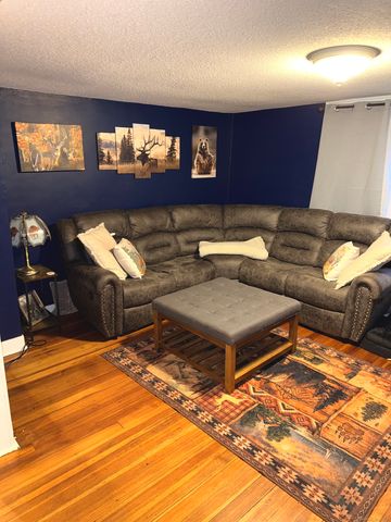 17 Spruce Street, Vernon, CT 06066