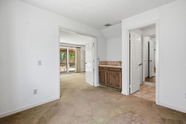 2800 Black Coral Way, Sacramento, CA 95827