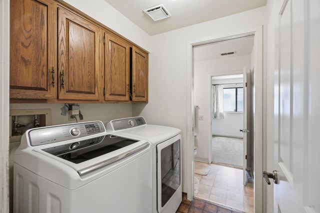 2800 Black Coral Way, Sacramento, CA 95827