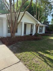 4443 Maiden Dr, Baton Rouge, LA 70809