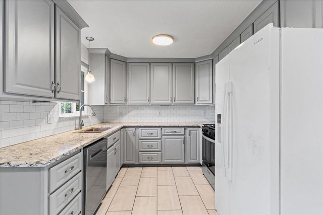 309 E 13th St, Marysville, CA 95901