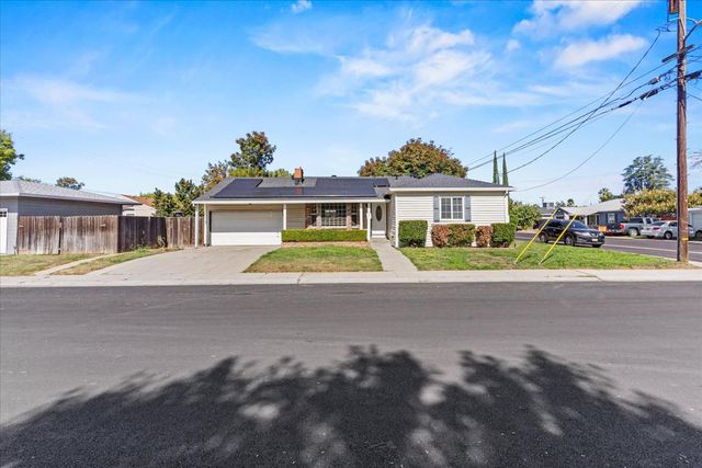 309 E 13th St, Marysville, CA 95901