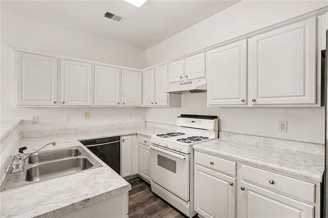 3767 Town Square NW Circle 5, Kennesaw, GA 30144