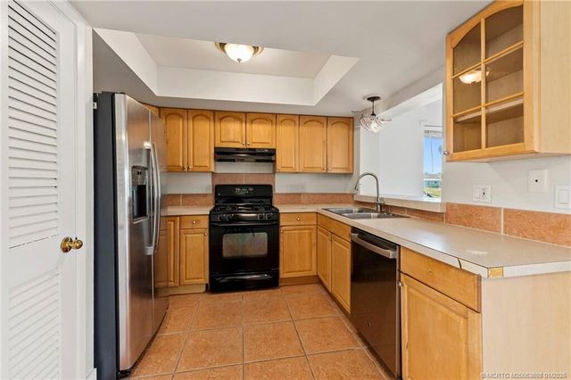 643 SE Harborview Drive, Port St. Lucie, Port St Lucie, FL 34983