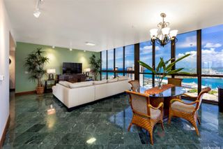 600 Queen Street 4302, Honolulu, HI 96813