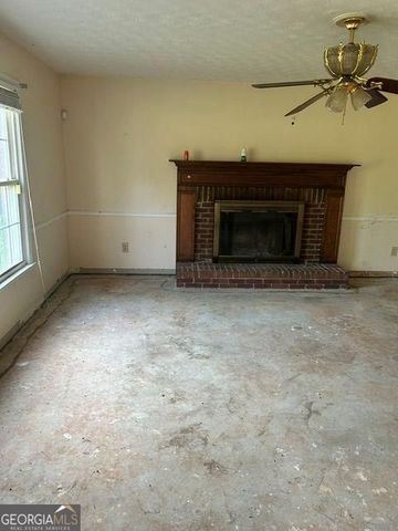 11 Lakeview Lane, Stockbridge, GA 30281