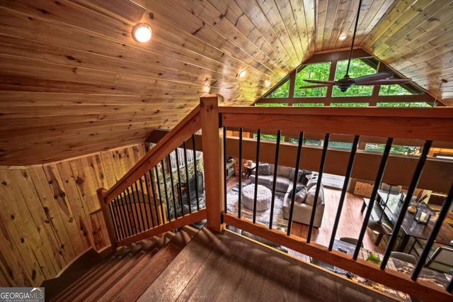 469 North Lake Drive, Ellijay, GA 30536