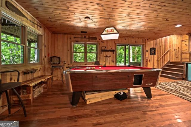 469 North Lake Drive, Ellijay, GA 30536