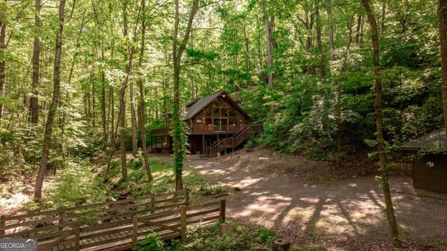 469 North Lake Drive, Ellijay, GA 30536