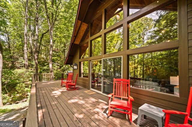 469 North Lake Drive, Ellijay, GA 30536