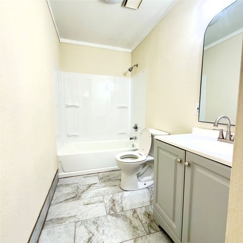 1941 Michael Court, Pelican Bay, TX 76020
