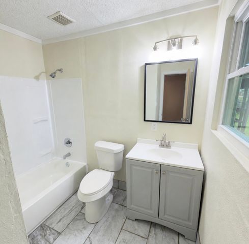 1941 Michael Court, Pelican Bay, TX 76020