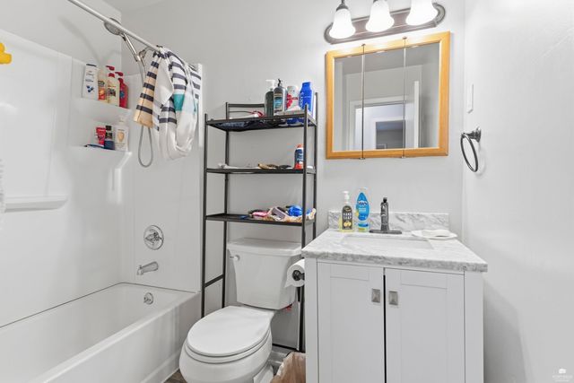 2456 Hobbs Drive, Manhattan, KS 66502